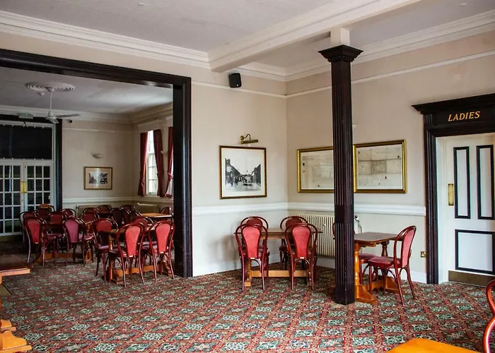 Crofts Hotel
